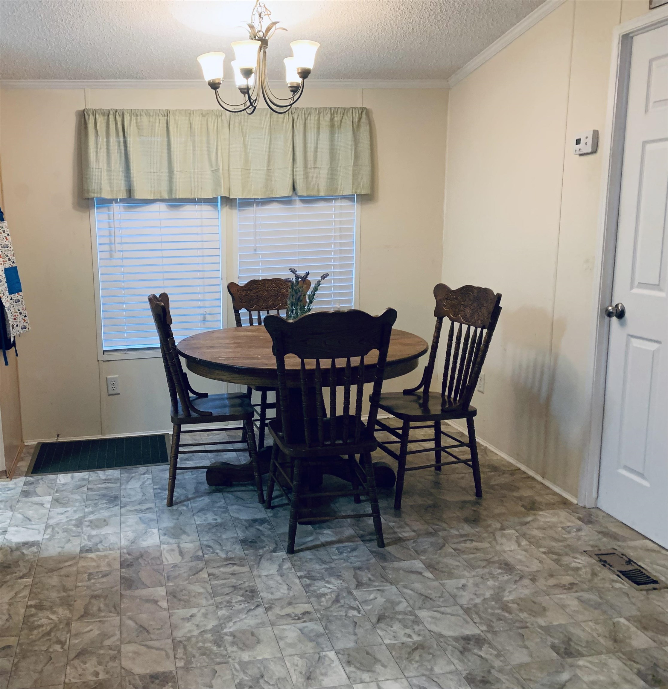 1956 Walnut Grove Road Roebuck, SC 29376 - Photo 5 of 16