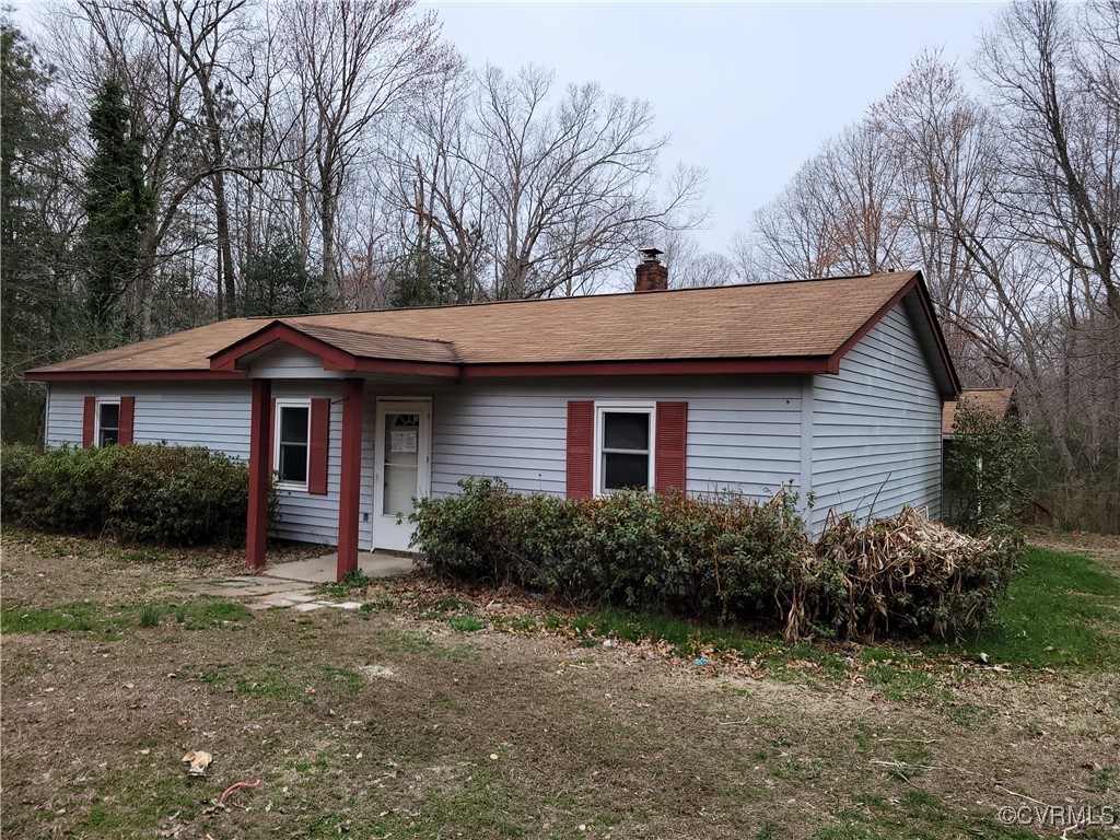 683 Oakes Landing Road Saluda, VA 23149 - Photo 2 of 29 Ranch-style home with a chimney