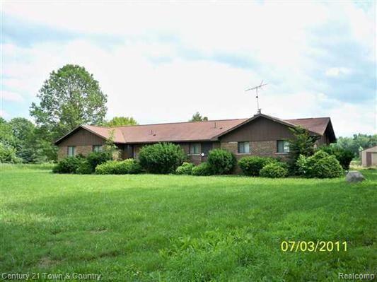 17940 Irwin Road Armada, MI 48005 - Photo 1 of 1 front view