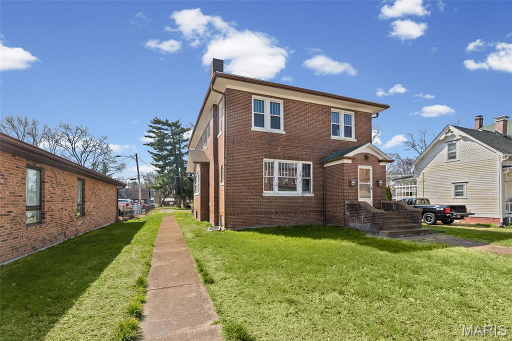 44 West Main Street Mascoutah, IL 62258 - Photo 2 of 43