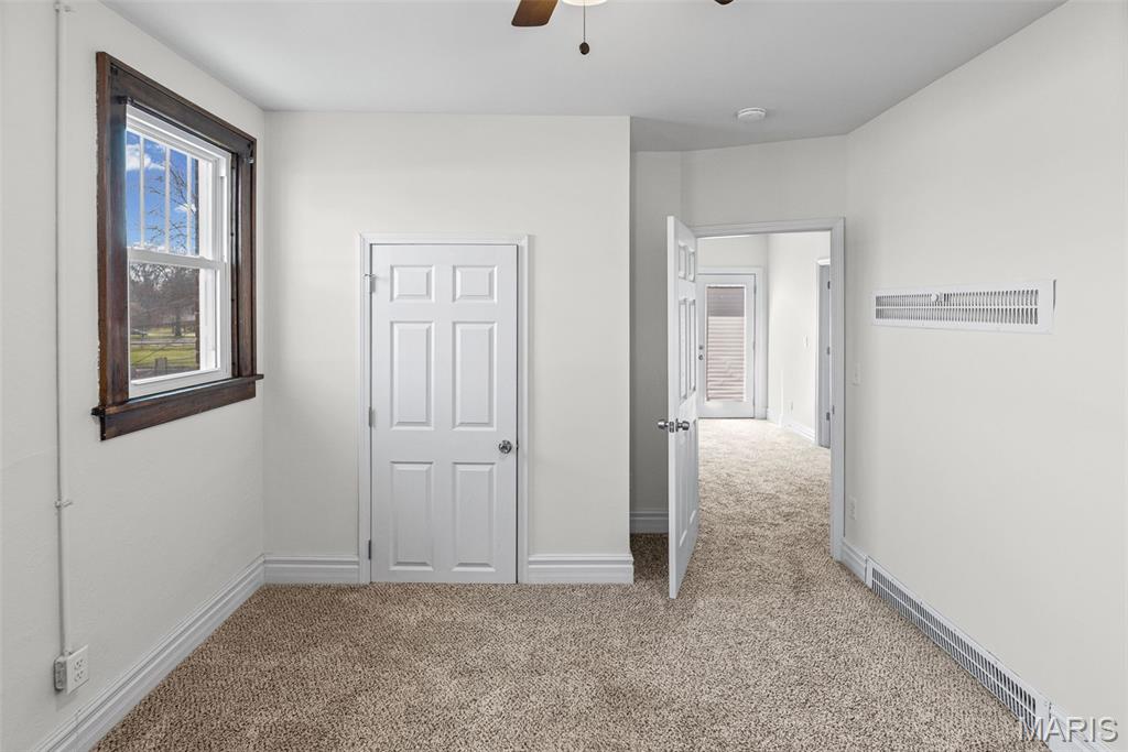 44 West Main Street Mascoutah, IL 62258 - Photo 33 of 43