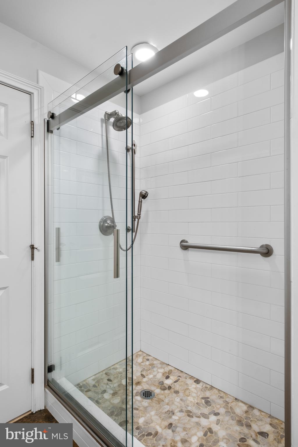 500 Admirals Way, Unit 211 Philadelphia, PA 19146 - Photo 20 of 45