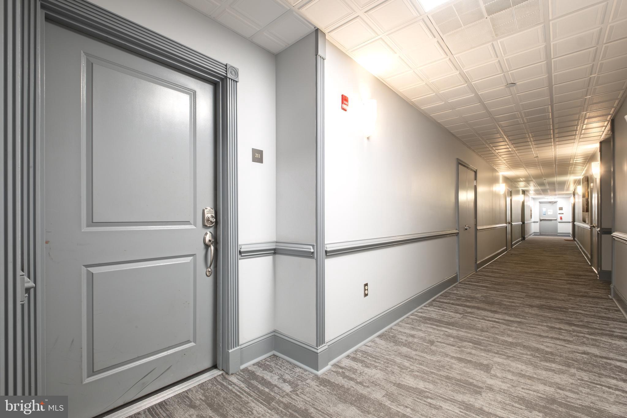 500 Admirals Way, Unit 211 Philadelphia, PA 19146 - Photo 30 of 45
