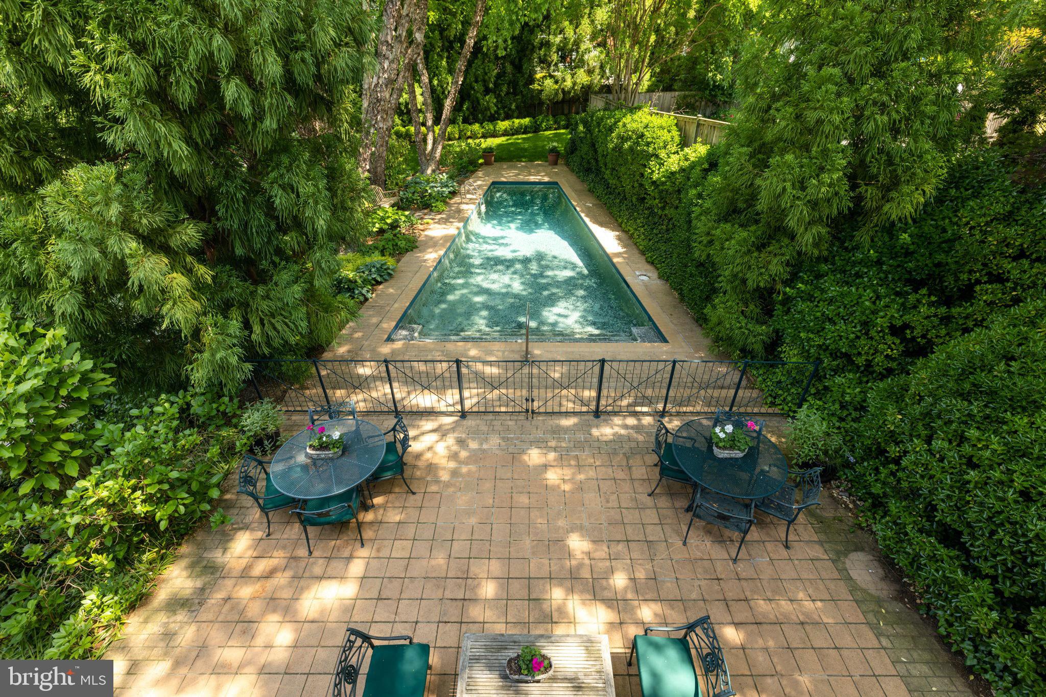 4635 Kenmore Drive Northwest Washington, DC 20007 - Photo 4 of 28 Gated brick patio