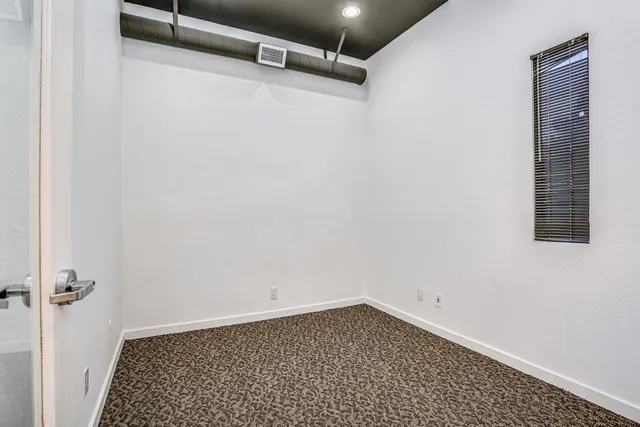 $780 | 750 East Tahquitz Canyon Way, Unit 8, Palm Springs, CA 92262