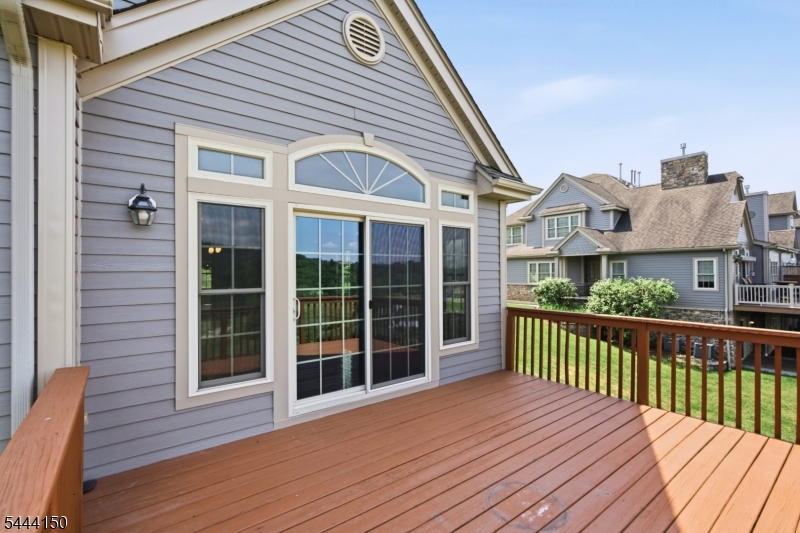 98 Tarrington Road Hamburg, NJ 07419 - Photo 26 of 40