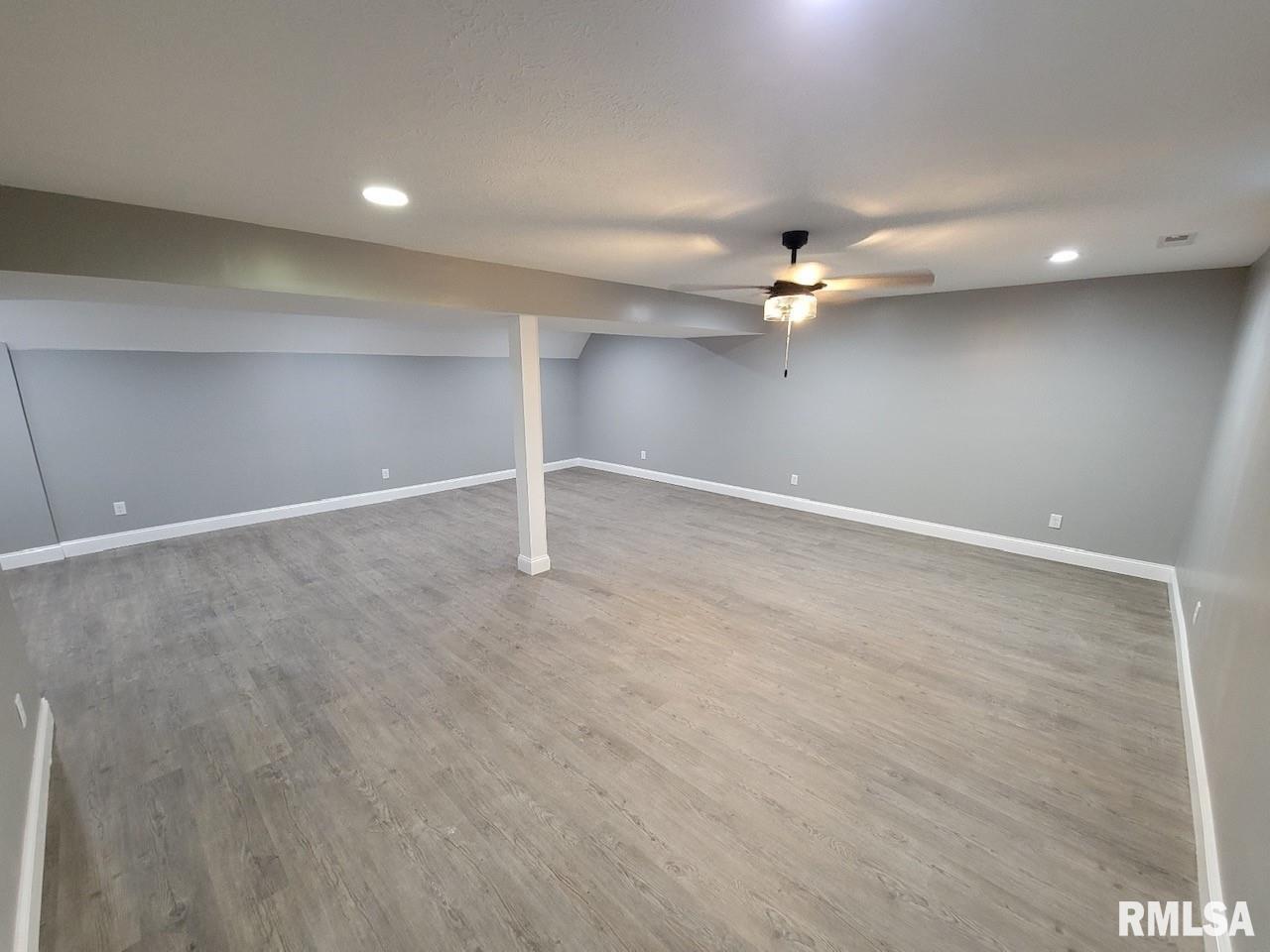 205 Hickory Street Athens, IL 62613 - Photo 33 of 44 Gallery Image 33