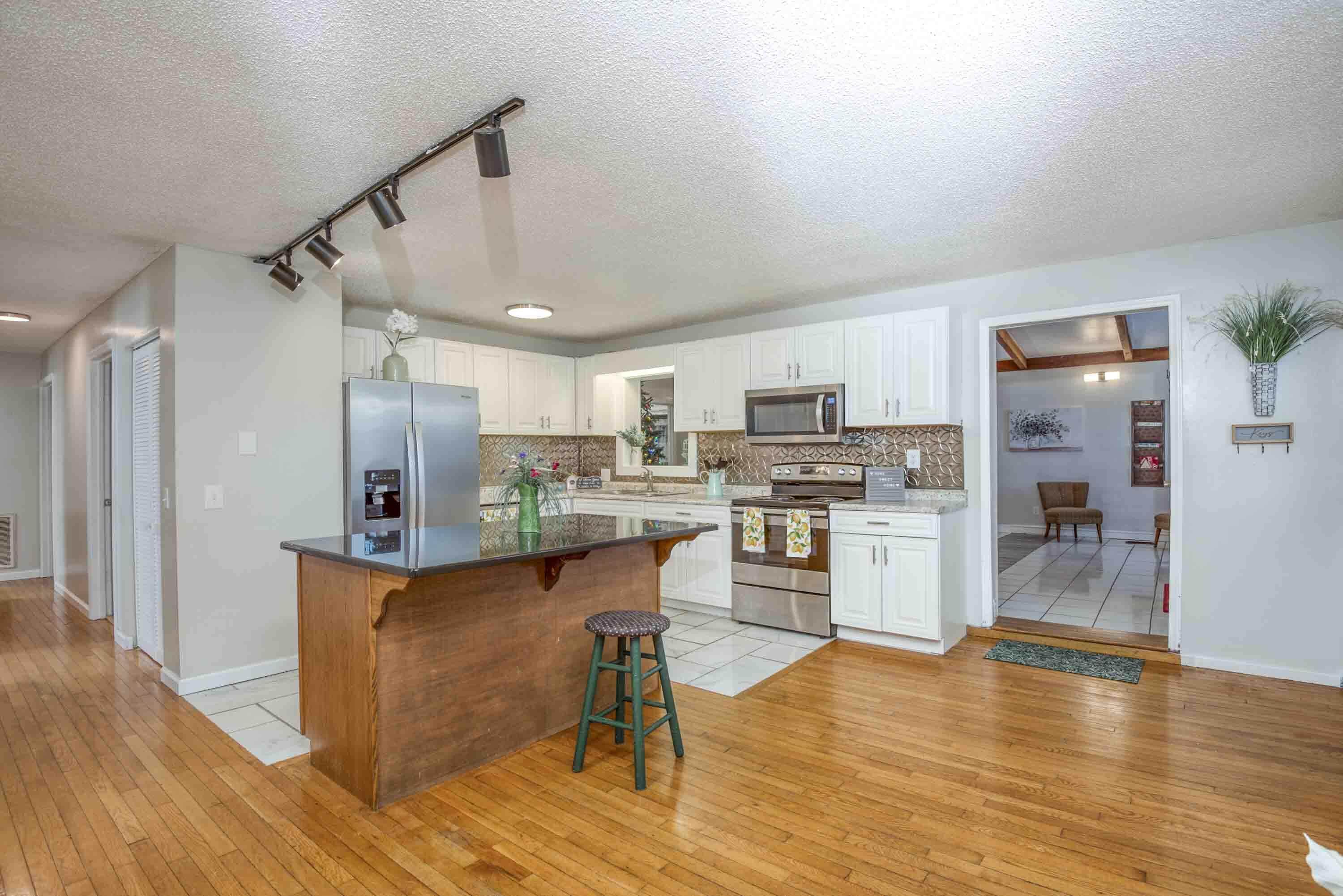 200 Ridgemont Street Bristol, TN 37620 - Photo 13 of 29 200-Ridgemont-Bristol-TN-10