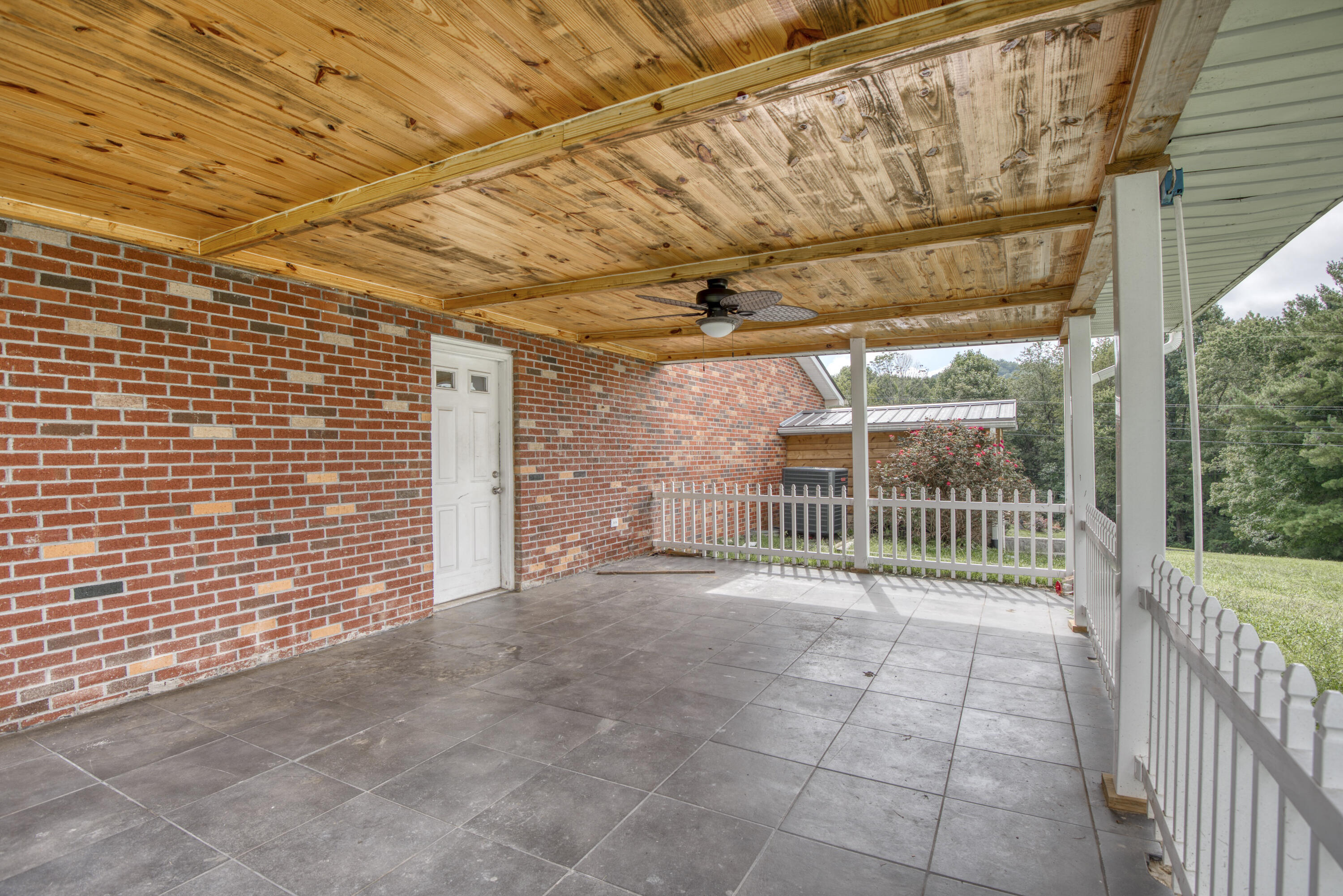 200 Ridgemont Street Bristol, TN 37620 - Photo 4 of 29 200-Ridgemont-Bristol-TN-5