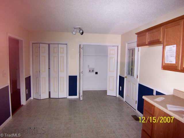 701 Morgan Road Eden, NC 27288 - Photo 4 of 6 Other. dining area