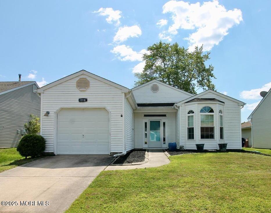 116 Danbury front view