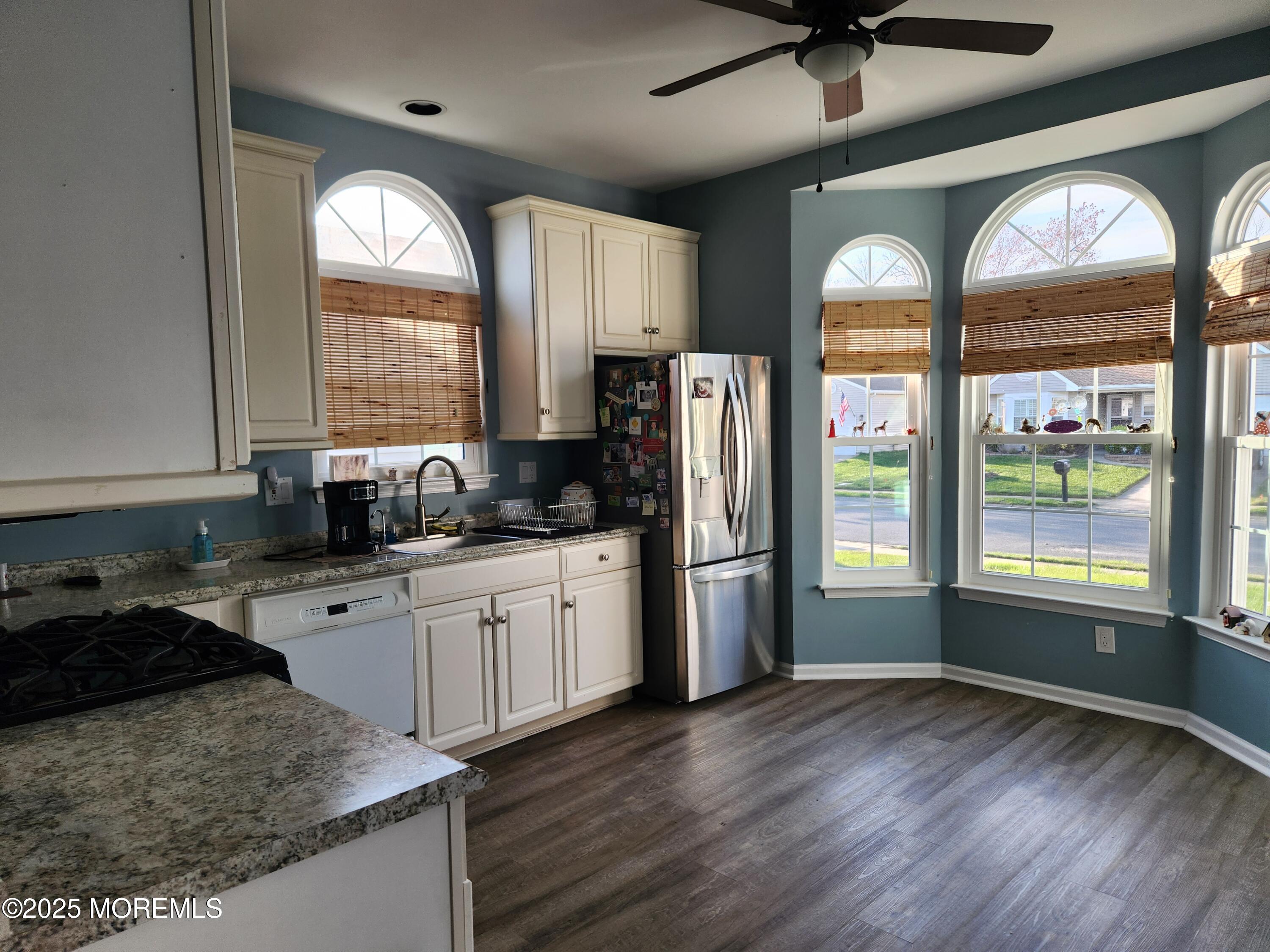 116 Danbury Drive Little Egg Harbor, NJ 08087 - Photo 3 of 19 20250423_180920