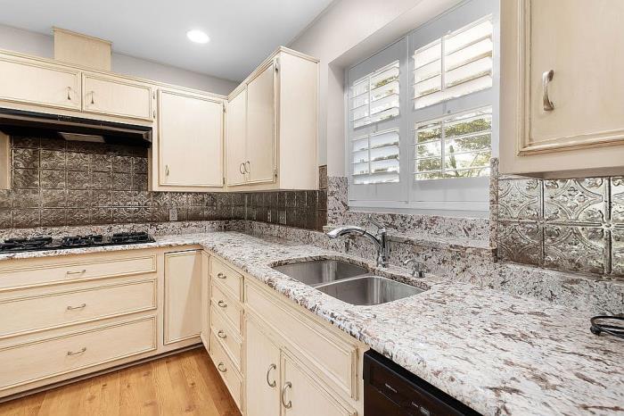 1102 West 4th Street Lampasas, TX 76550 - Photo 22 of 40