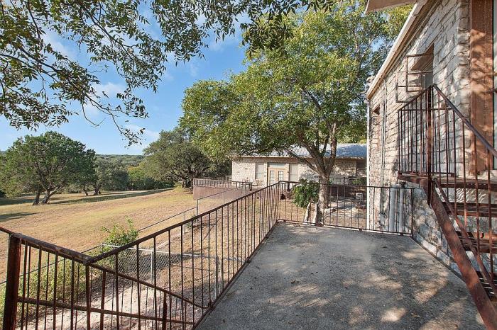 1102 West 4th Street Lampasas, TX 76550 - Photo 33 of 40