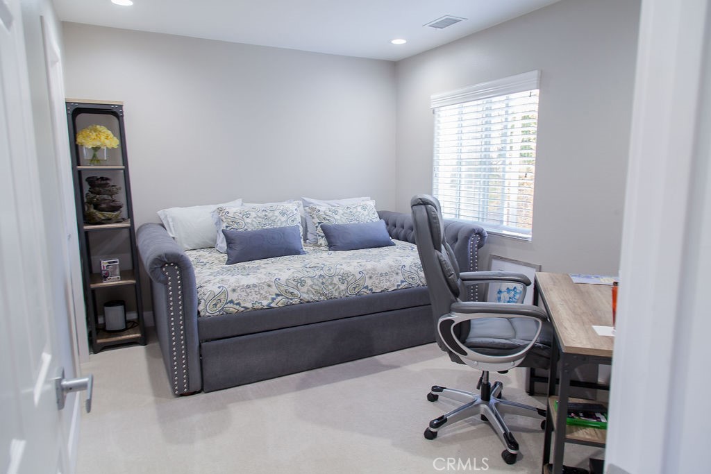 32 Potters Bend Ladera Ranch, CA 92694 - Photo 19 of 28 2nd bedroom/office