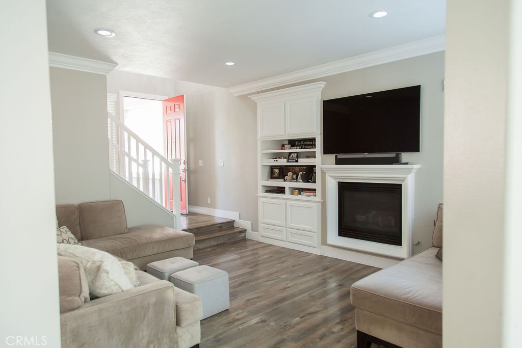 32 Potters Bend Ladera Ranch, CA 92694 - Photo 4 of 28