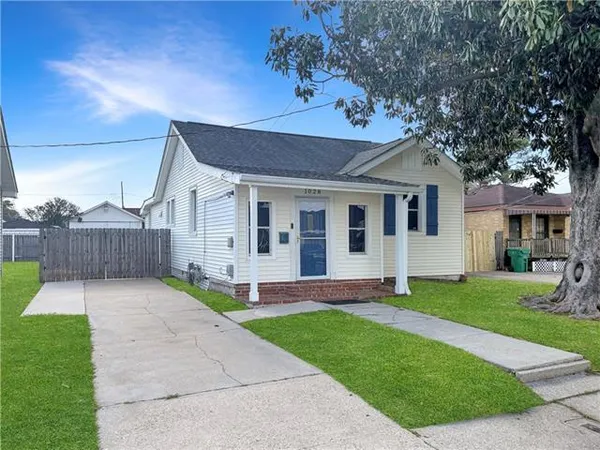 $1,800 | 1028 Gaudet Drive, Marrero, LA 70072