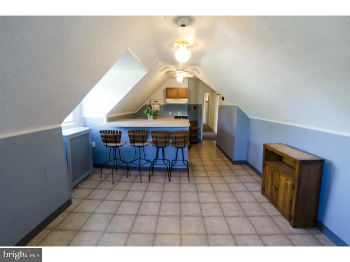 539 Pelham Road Philadelphia, PA 19119 - Photo 22 of 25 Kitchen
