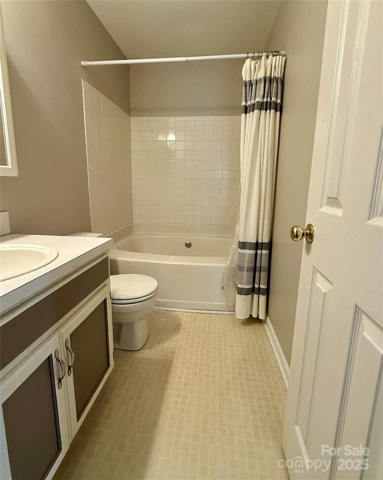 2238 Swain Court Gastonia, NC 28054 - Photo 17 of 27 a bathroom with a sink a toilet and shower