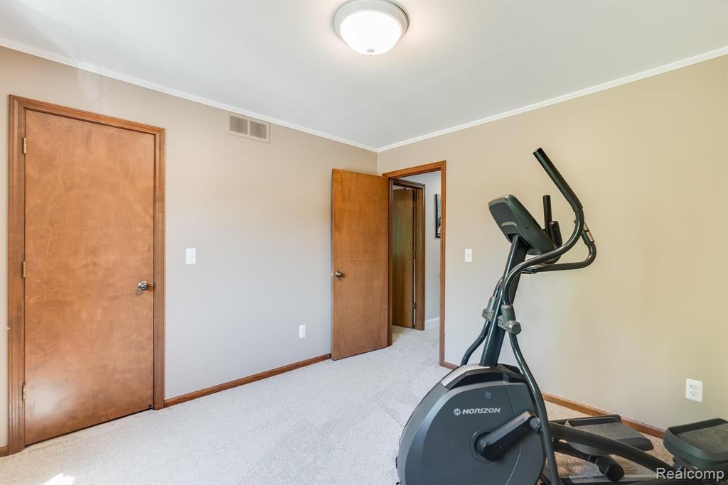 2373 Norton Road Rochester Hills, MI 48307 - Photo 21 of 36