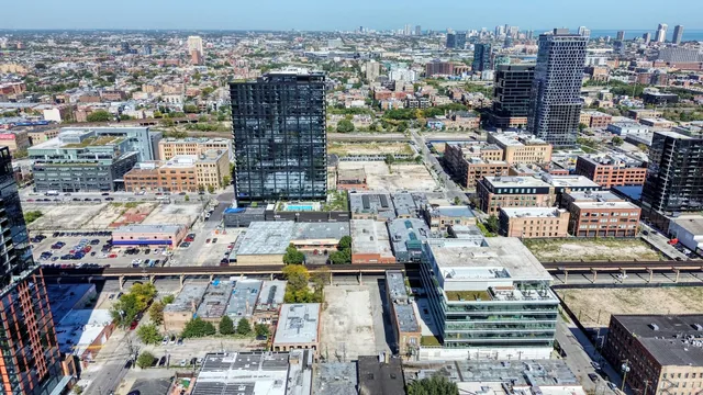 $3,600,000 | 1223 West Lake Street, Chicago, IL 60607