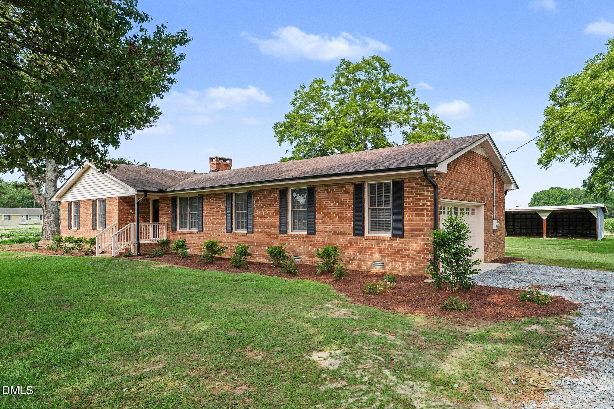 1900 Wc Braswell Road Princeton, NC 27569 - Photo 3 of 26 004_file_1878