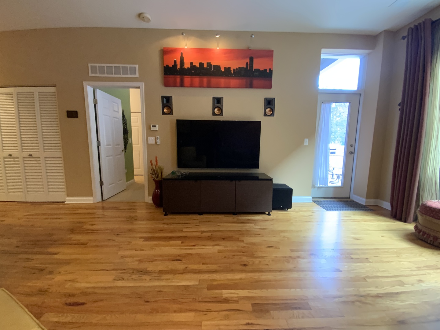 2025 South Indiana Avenue, Unit 209 Chicago, IL 60616 - Photo 22 of 49 a view of an empty room with a fireplace and a window