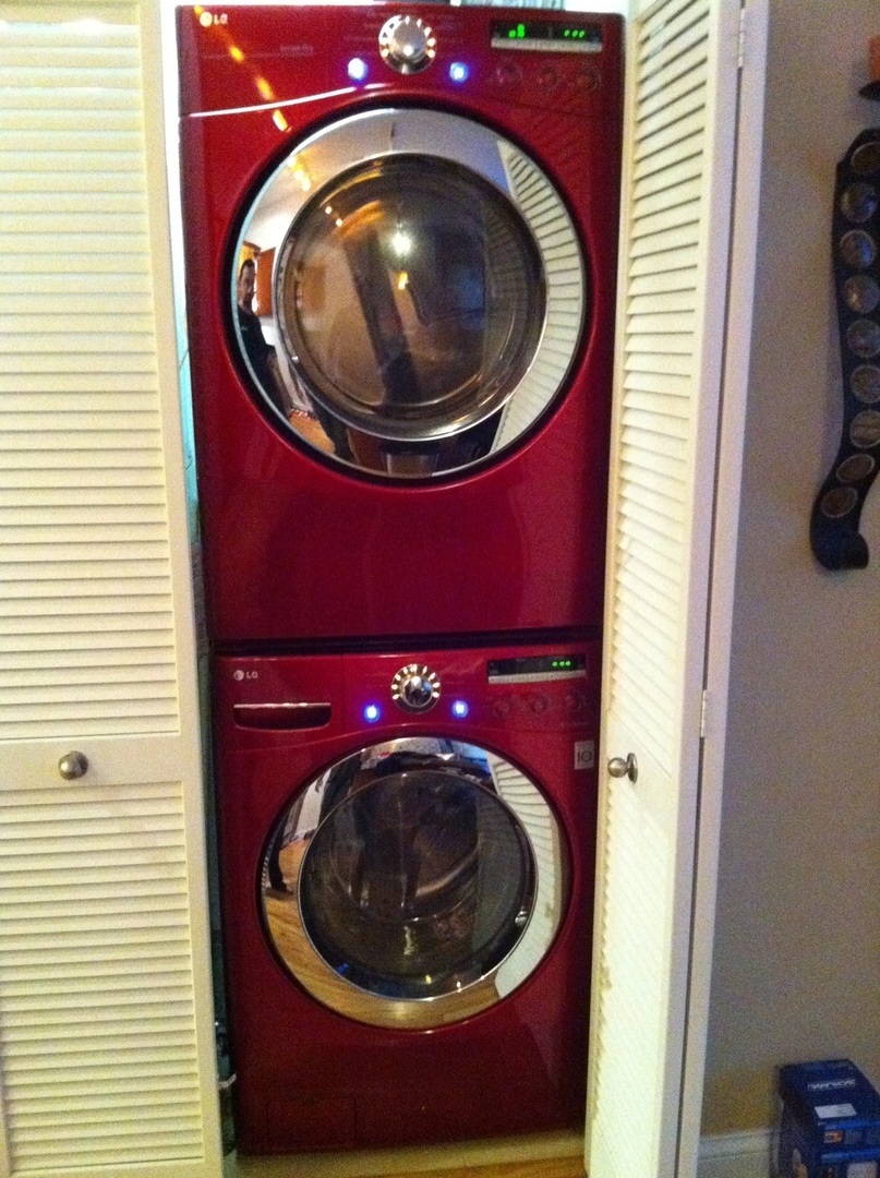 2025 South Indiana Avenue, Unit 209 Chicago, IL 60616 - Photo 38 of 49 a close up view of a washer and dryer