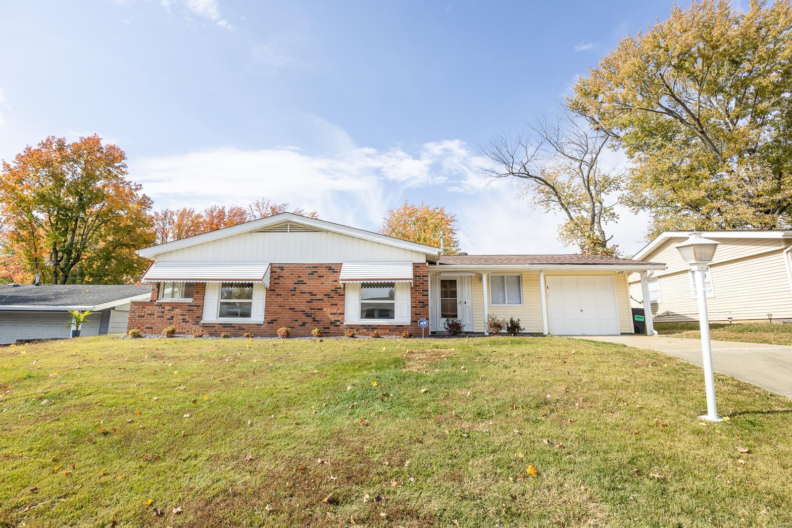 212 North Point Road Fairview Heights, IL 62208 - Photo 1 of 27
