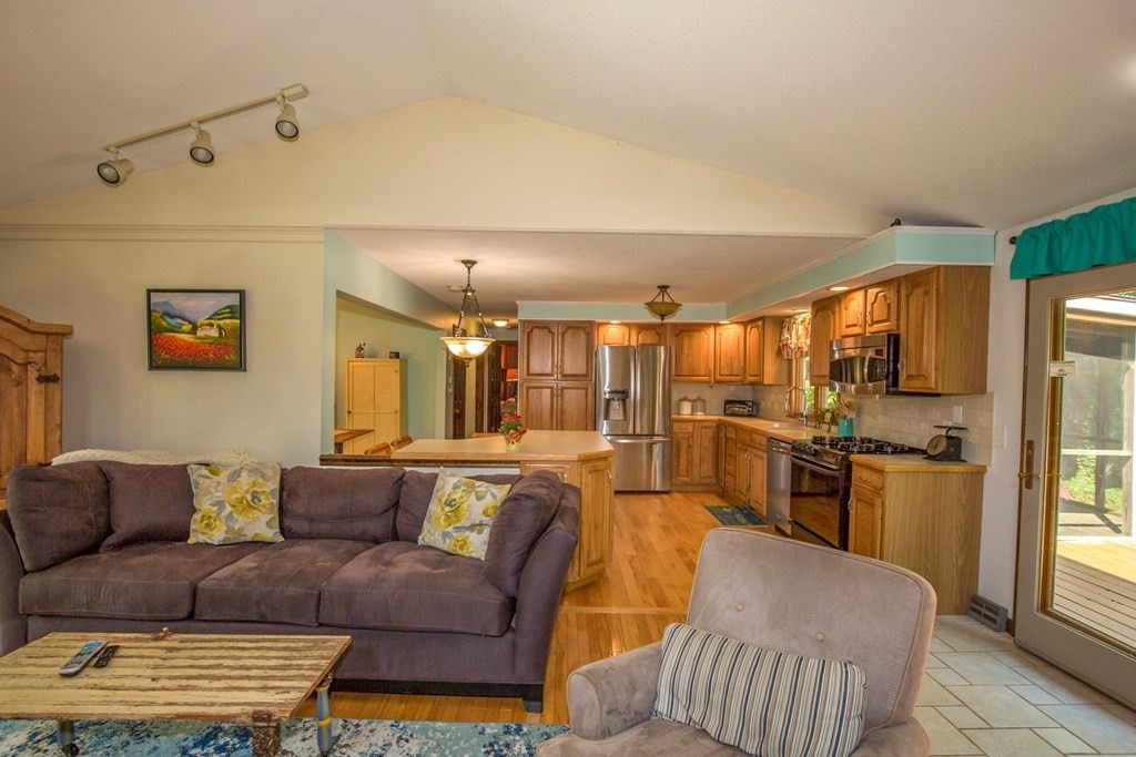 48 Nash Hill Road Ludlow, MA 01056 - Photo 8 of 37 Gallery Image 8