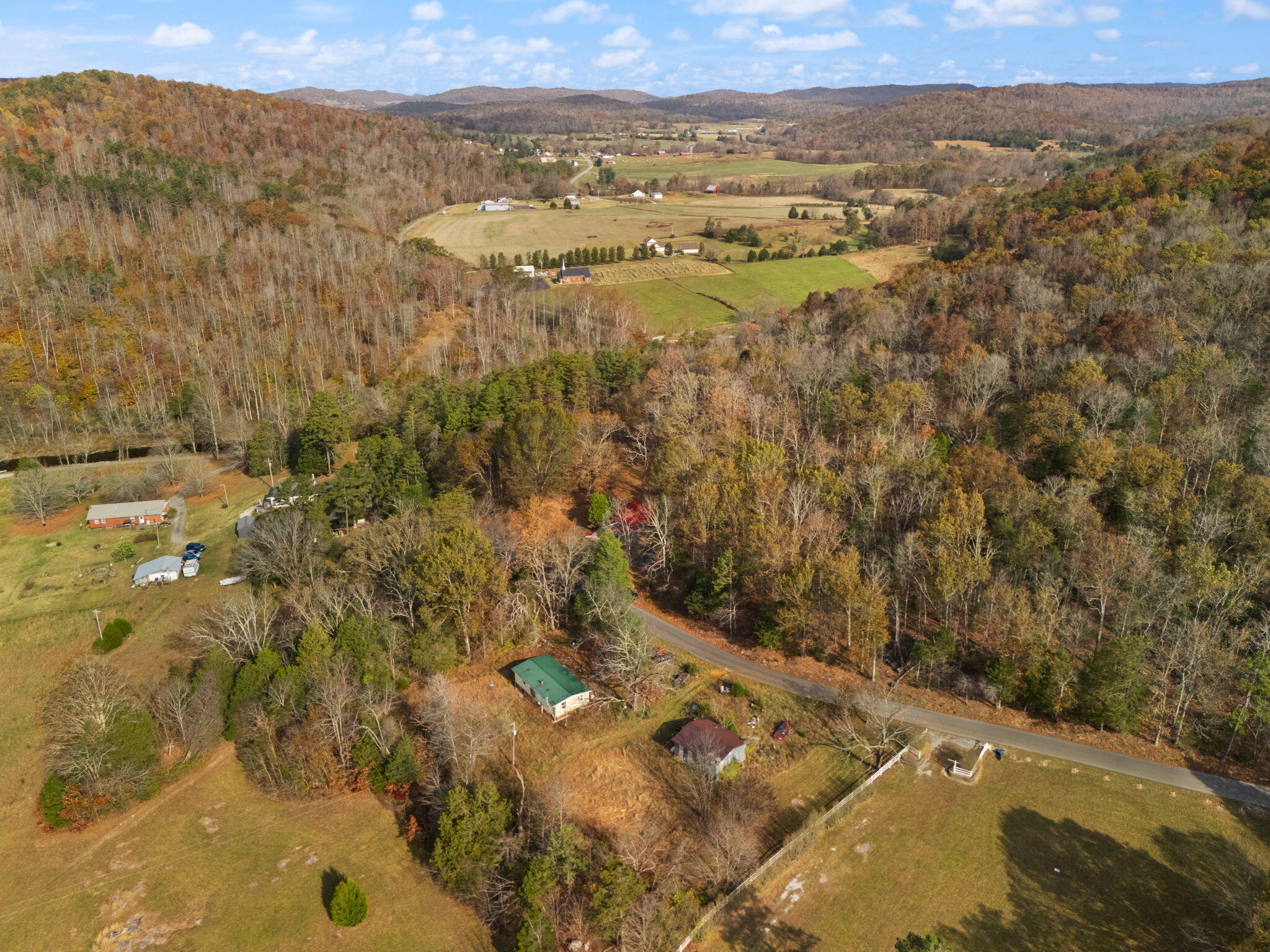 841 Clay Hill Road Somerset, KY 42501 - Photo 41 of 53 49-web-or-mls-DJI_20241031111521_0117_D