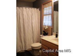 1005 Monarch Drive Chatham, IL 62629 - Photo 10 of 20