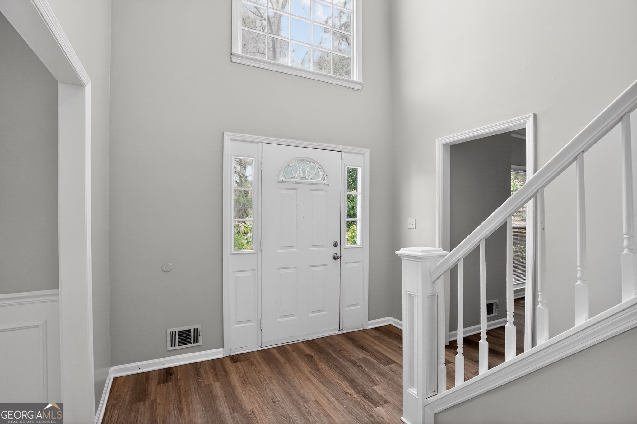 7001 Deshon Ridge Drive Lithonia, GA 30058 - Photo 4 of 42