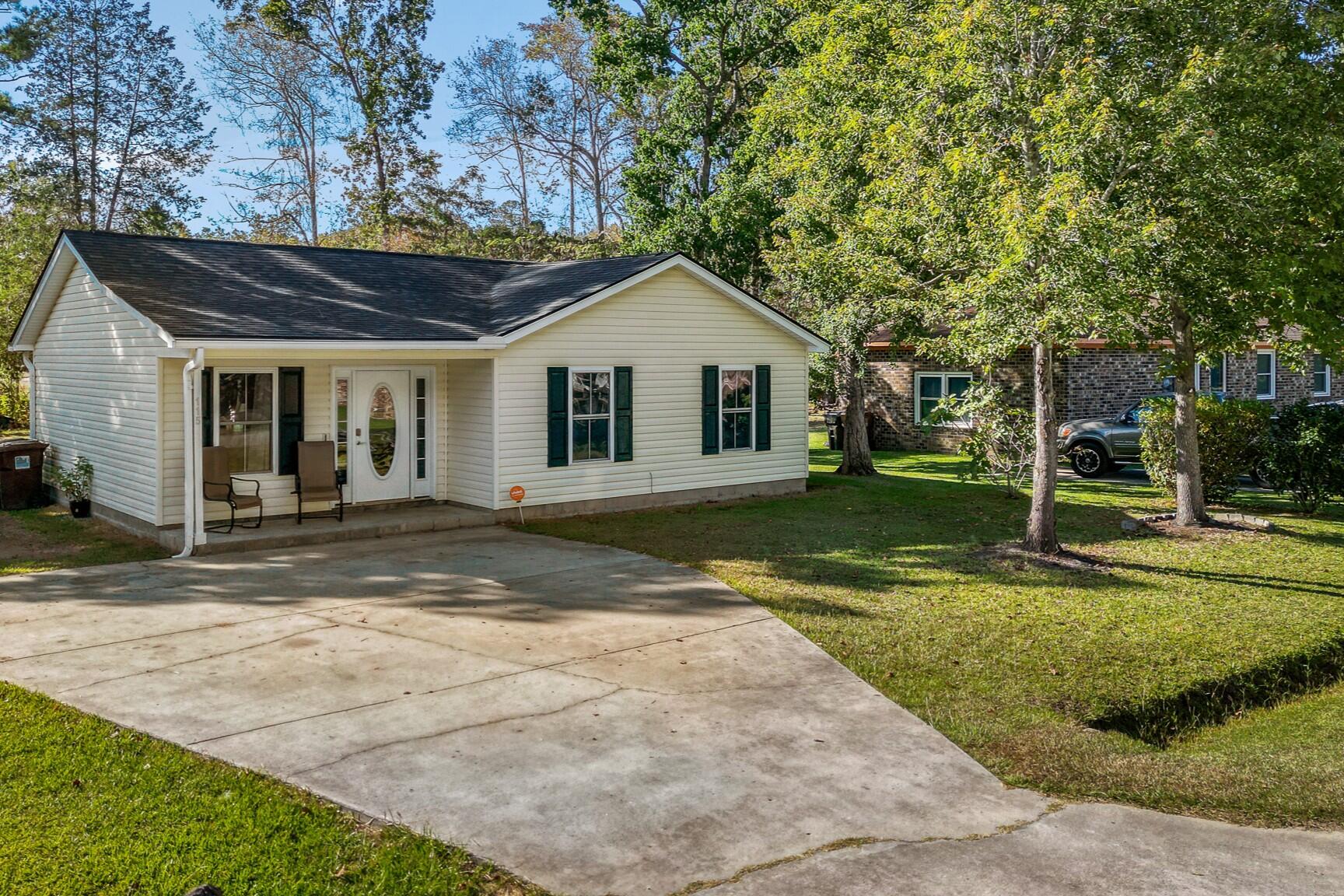 115 State Rd S-8-978 Moncks Corner, SC 29461 - Photo 2 of 21 Front yard
