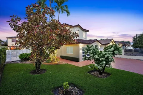 $1,230,000 | 2517 Southwest 148th Court, Miami, FL 33185