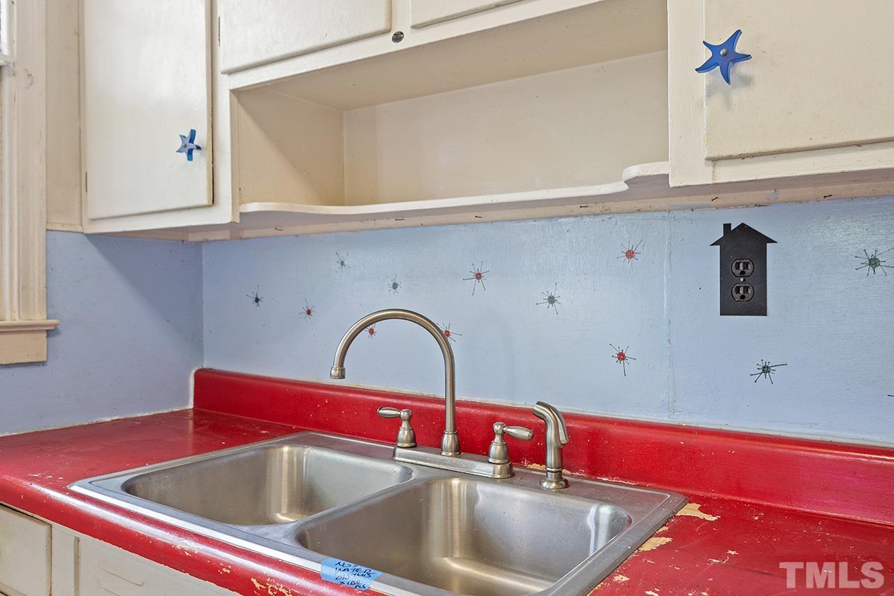 1208 Clifton Street Raleigh, NC 27604 - Photo 18 of 33 a close view of sink