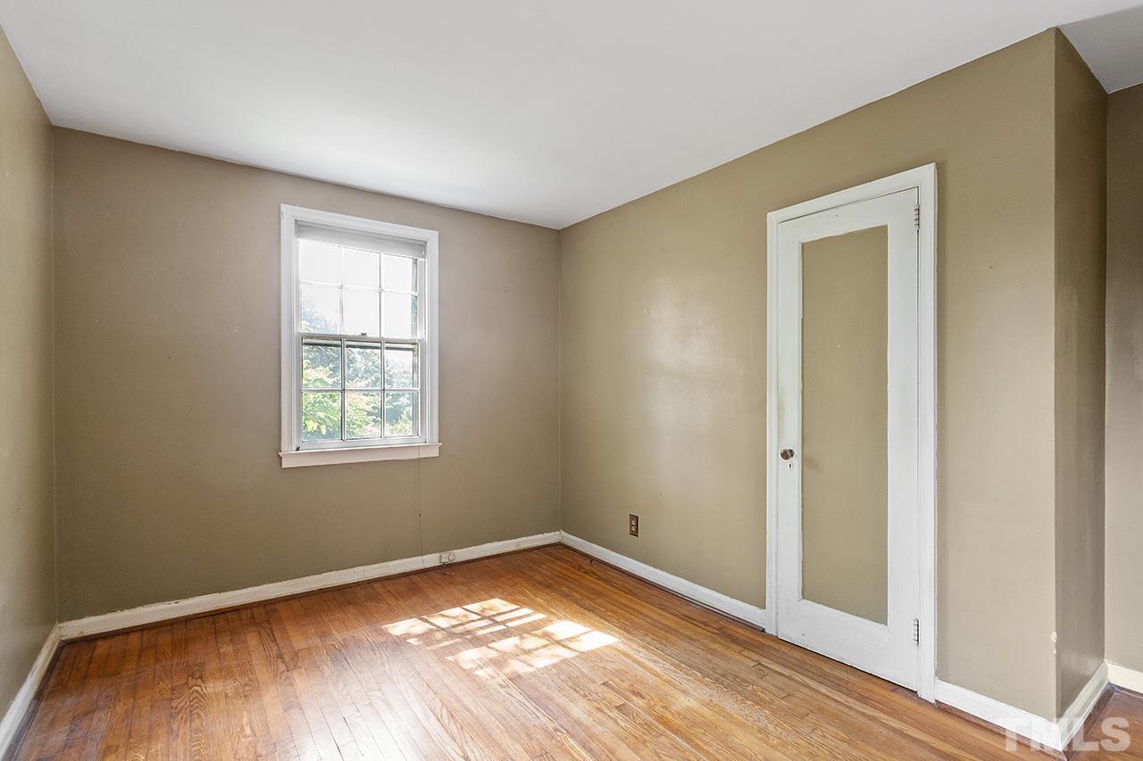 1208 Clifton Street Raleigh, NC 27604 - Photo 24 of 33 a view of empty room with wooden floor