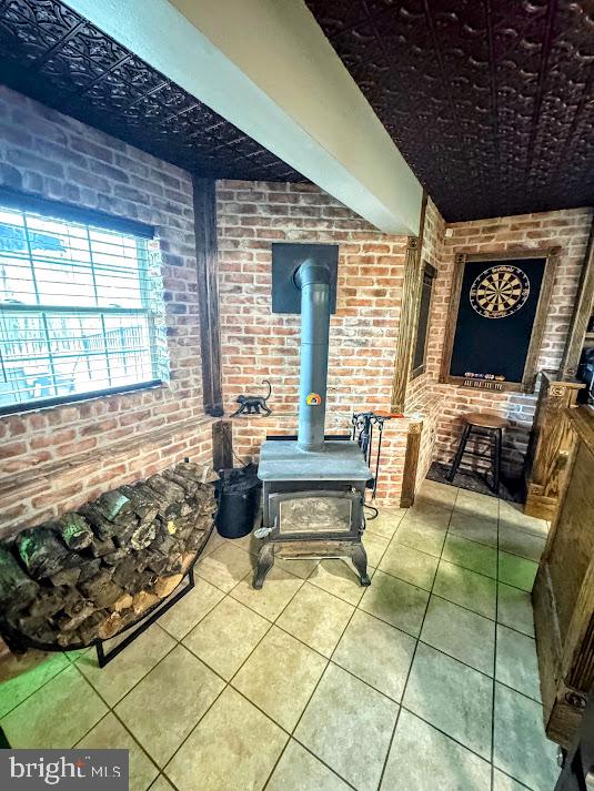 1 Point Of Wds Hazleton, PA 18202 - Photo 47 of 88 WOOD STOVE