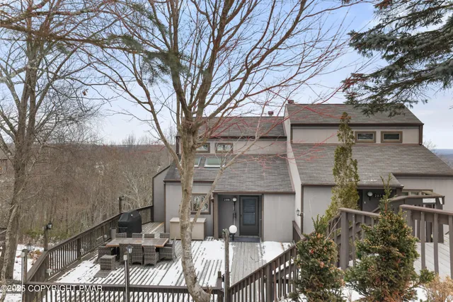$524,900 | 298 Overlook Way, Tannersville, PA 18372