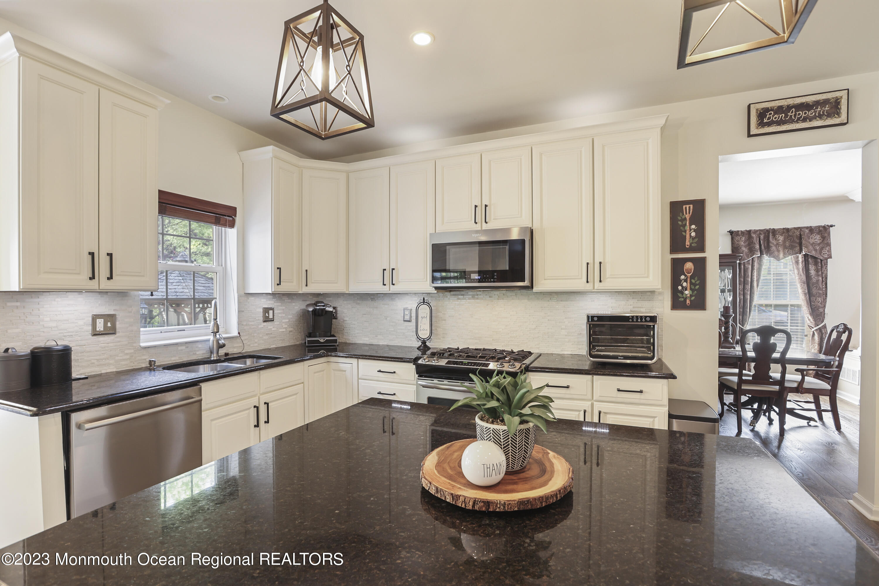 9 Round Hill Road Jackson, NJ 08527 - Photo 18 of 74 8V7A5822