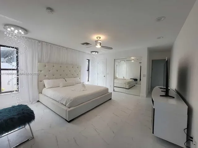 $5,700 | 270 Southeast 7th Street, Unit 270, Dania Beach, FL 33004