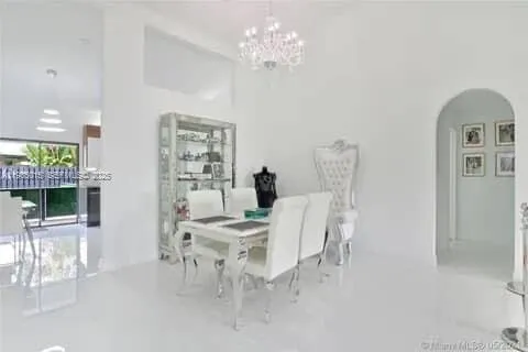 $5,700 | 270 Southeast 7th Street, Unit 270, Dania Beach, FL 33004