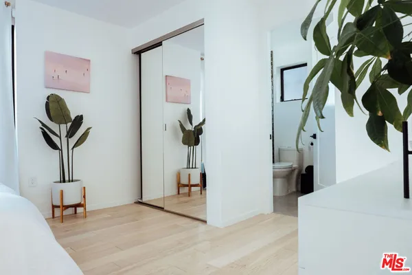 $20,000 | 115 Park Place, Venice, CA 90291
