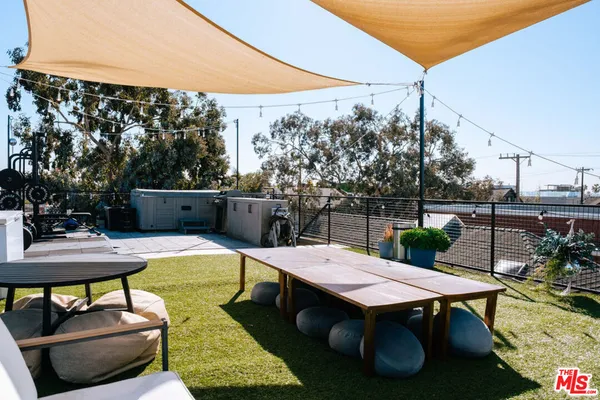 $20,000 | 115 Park Place, Venice, CA 90291