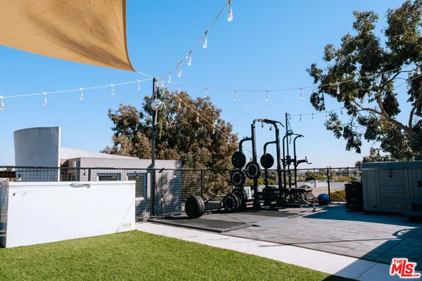 $20,000 | 115 Park Place, Venice, CA 90291