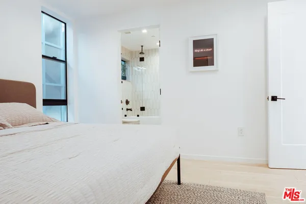 $20,000 | 115 Park Place, Venice, CA 90291