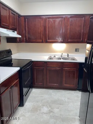 $280,000 | 1827 East Kirkland Lane, Unit D, Tempe, AZ 85288