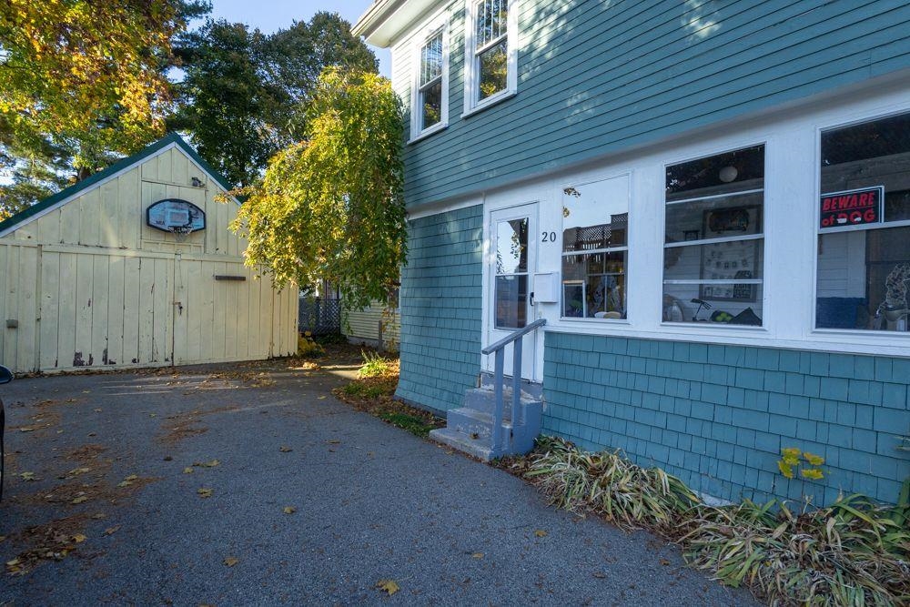 20 Jenness Street Rochester, NH 03867 - Photo 3 of 21