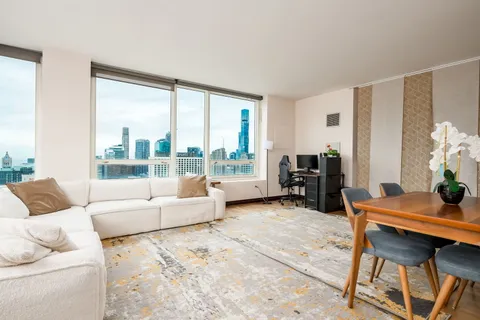$445,000 | 33 West Ontario Street, Unit 47A, Chicago, IL 60654