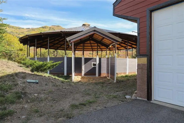 a view of a storage & utility room